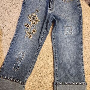 Floral Embellished Denim Capris
